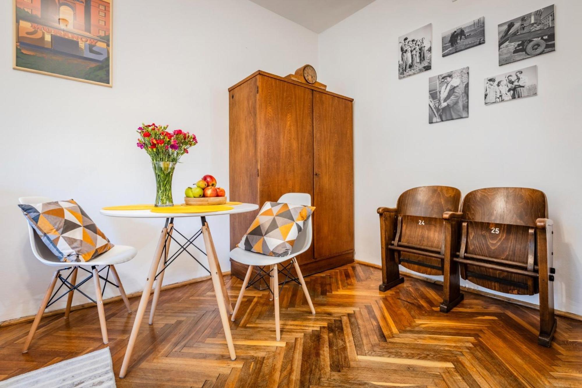 Na Muranowie - Mieszkanie Z Historia I In Muranow - A Flat With Warsaw History Ngoại thất bức ảnh